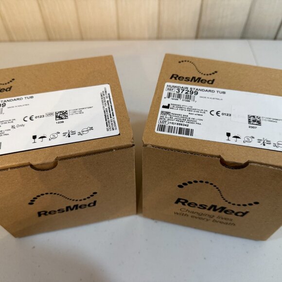 2 ResMed Humid Air‎ Standard Tub Humidifier Water Reservoir Chambers 37299 New - Picture 1 of 5
